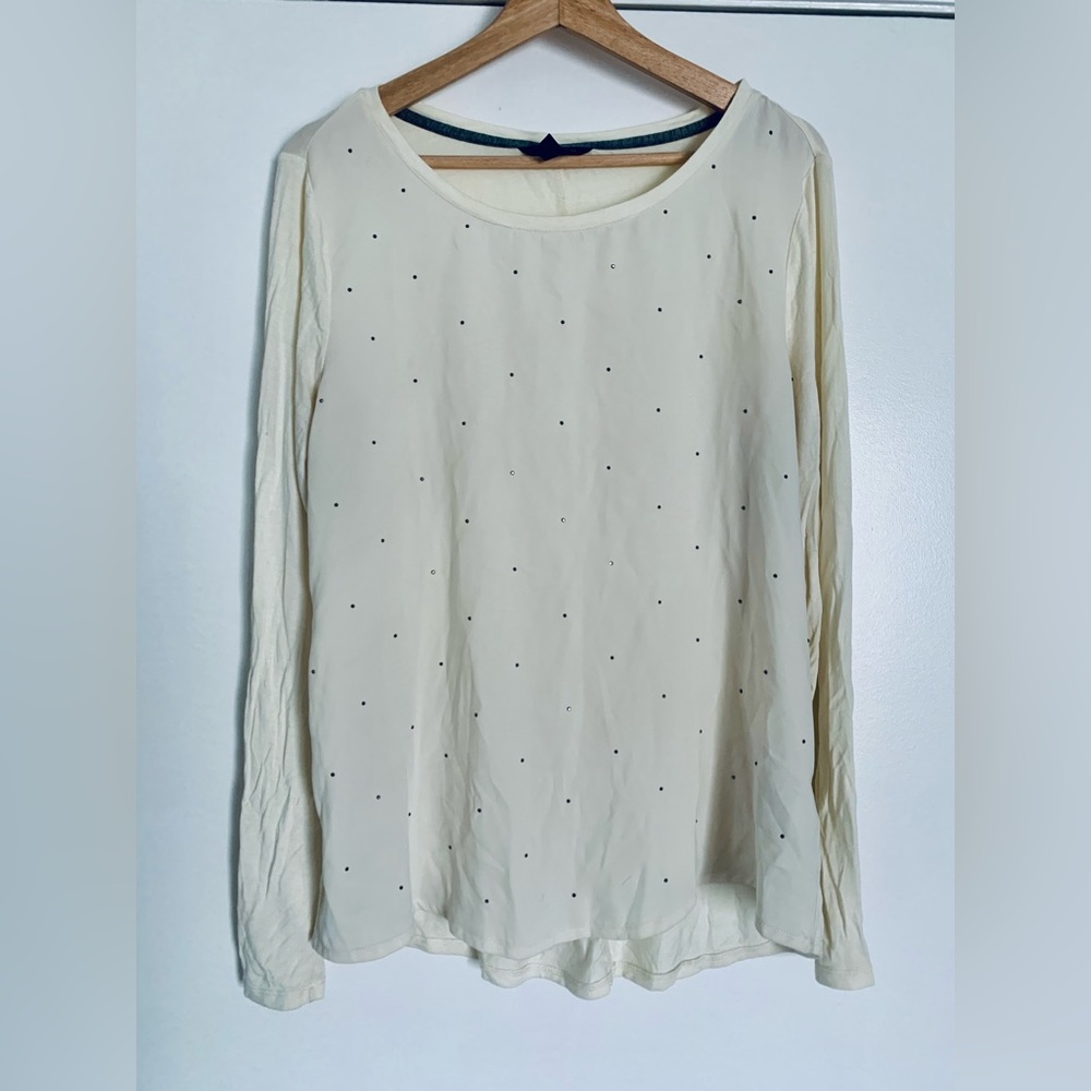 Woman’s Tommy Hilfigir long sleevetop with tiny silver studs/embellishments